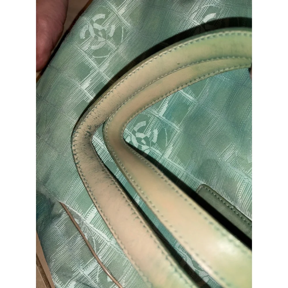 Women's Chanel Green New Travel Line Tote Bag One Size - Picture 16 of 17
